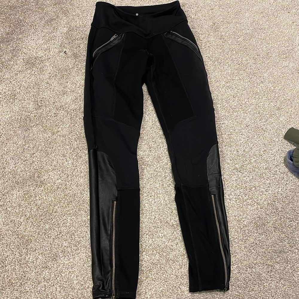 Athleta Leggings